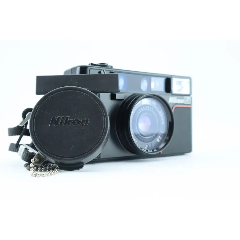 Nikon L35 AF with 35mm 1:2,8 lens
