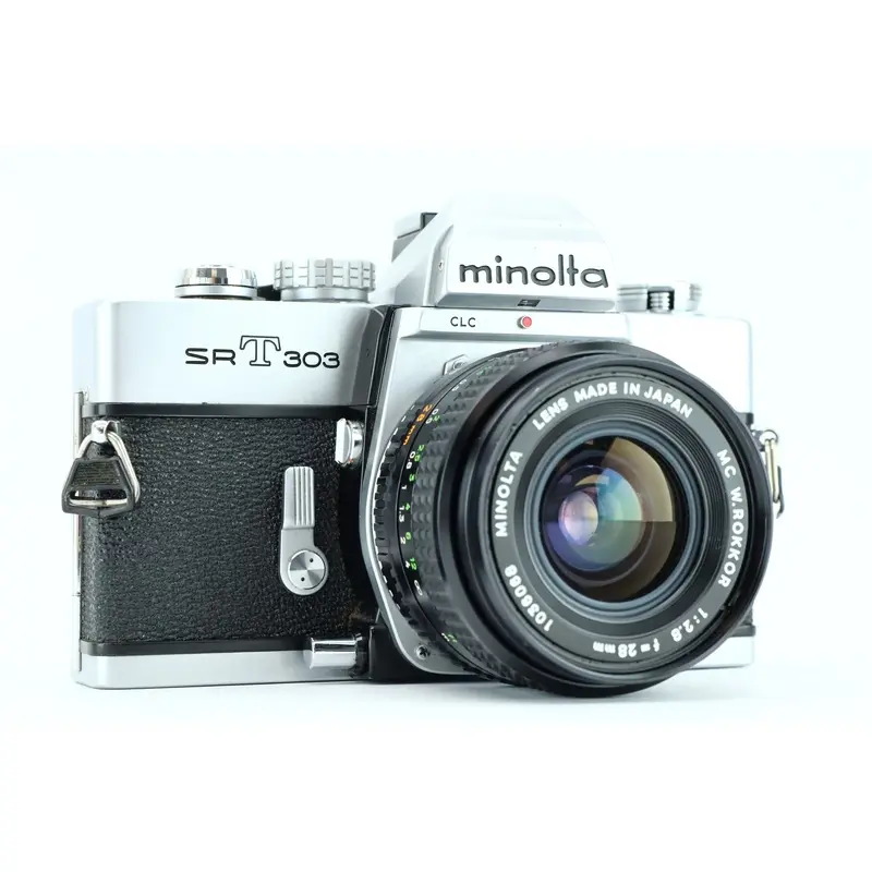 Minolta SRT303 + MC W.ROKKOR 28mm 2,8