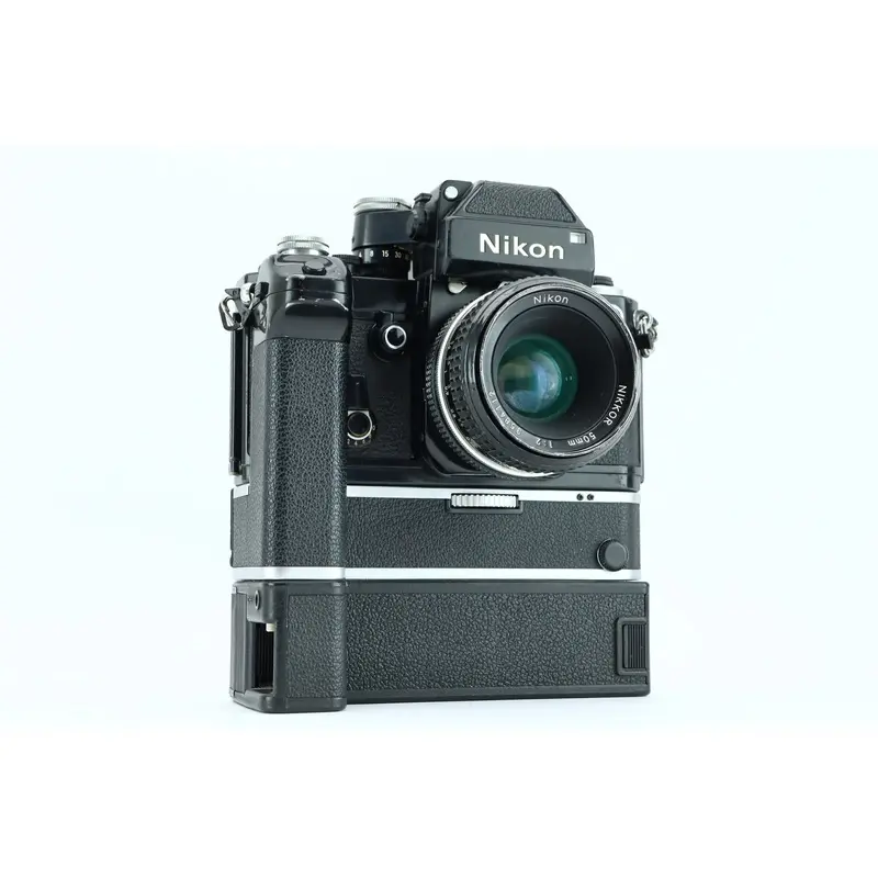 Nikon F2 + NIKKOR 50mm 2 +Nikon MD-2 Battery grip