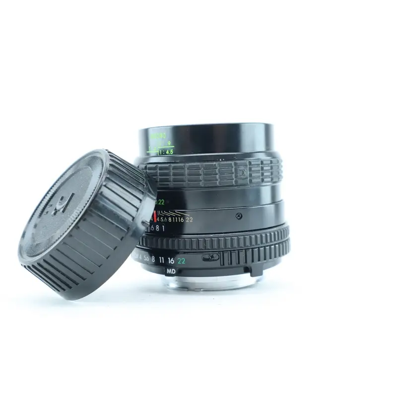 Sigma mini-wide 1:2,8 28mm lens