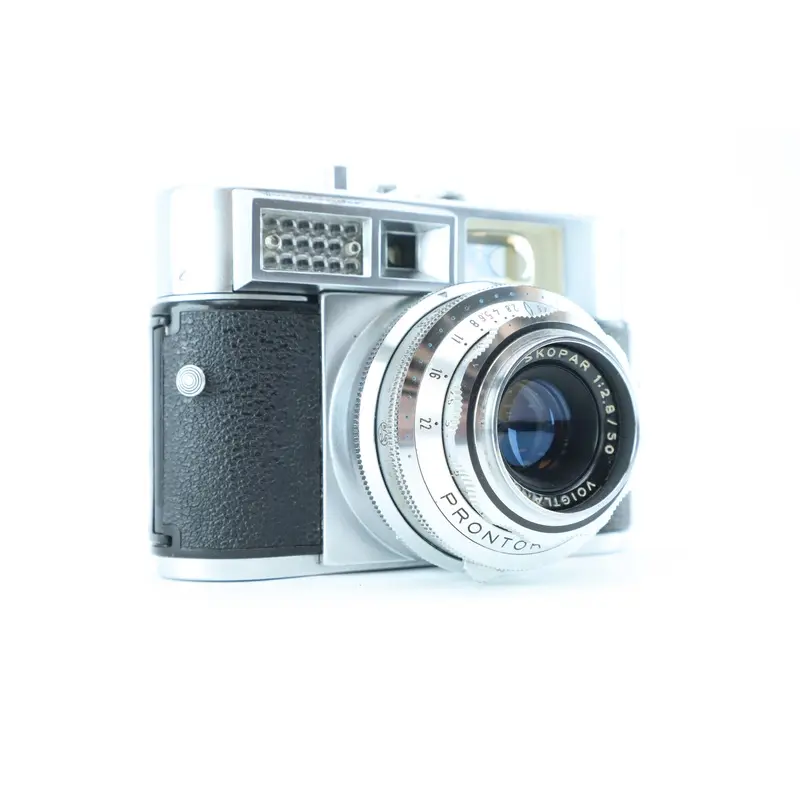 Voigtlnder vitomatic II with color-skopar 1:2,8/50mm lens