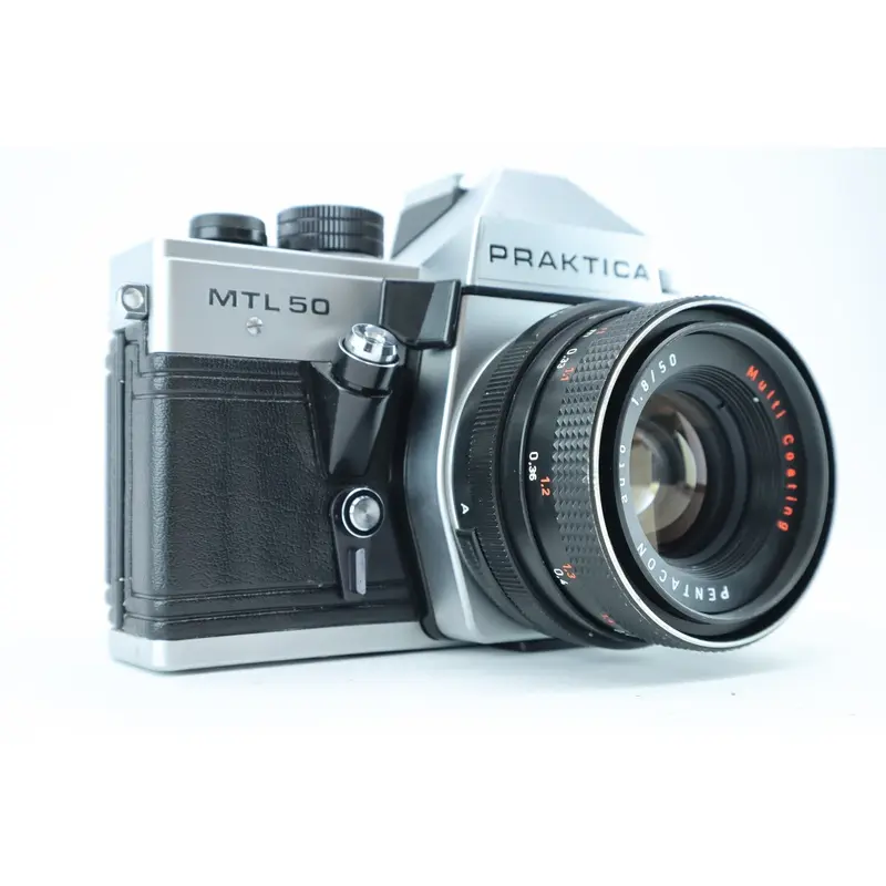 Praktica MTL50 with pentacon auto 1,8/50mm lens