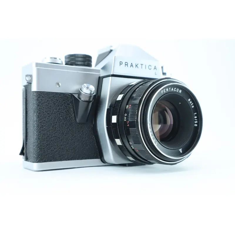 Praktica pentacon L with pentacon auto 1,8/50