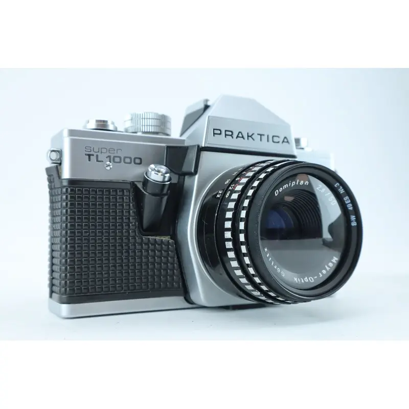 Praktica super TL1000 with domiplan 2,8/50mm lens