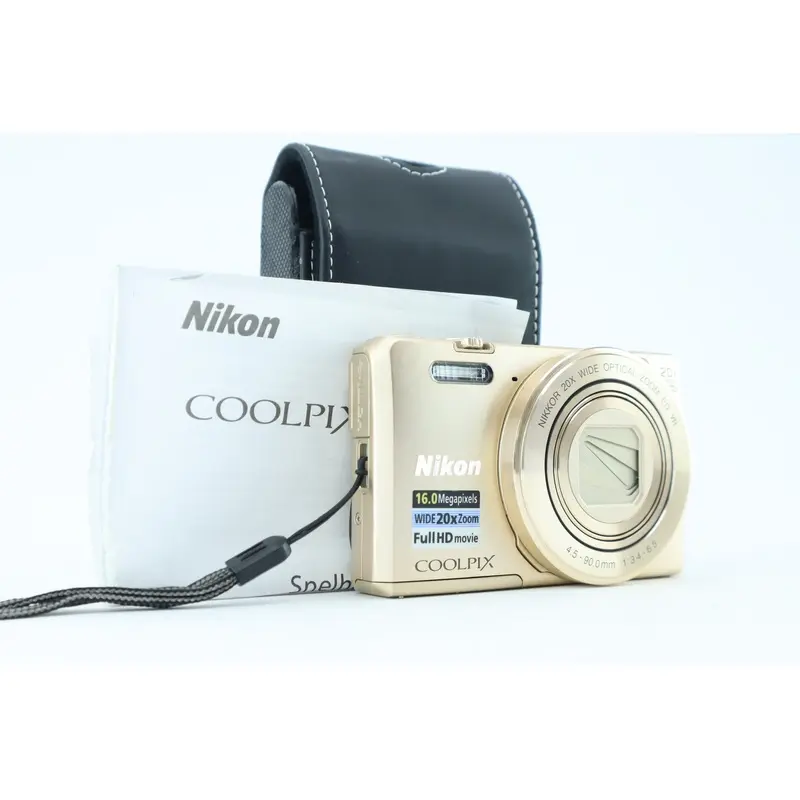Nikon Coolplix s7000