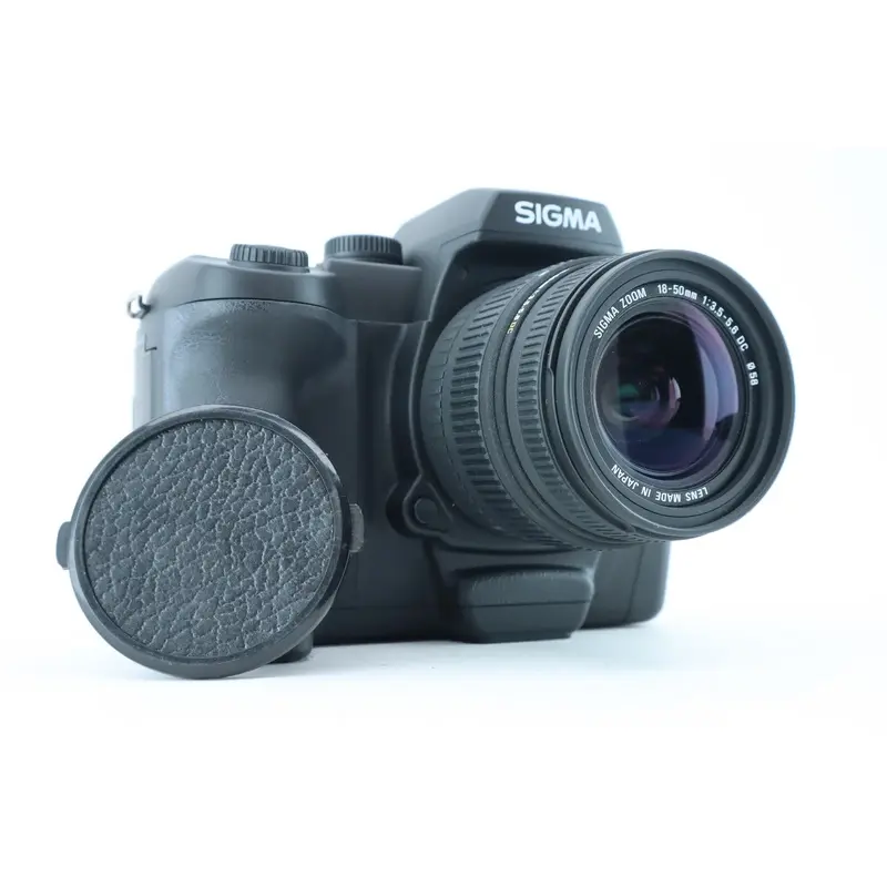 Sigma SD10 with18-50mm 3,5-5,6 DC