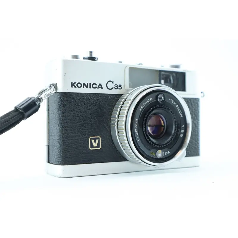 Konica C35 V with a Hexanon 1:2.8 f=38mm lens