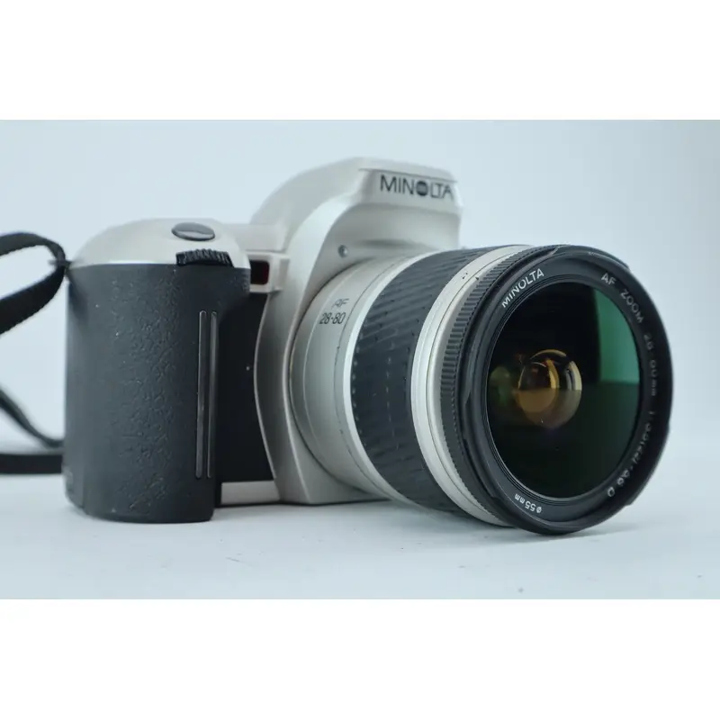 Minolta XTsi with AF zoom 28-80mm 3,5-5,6