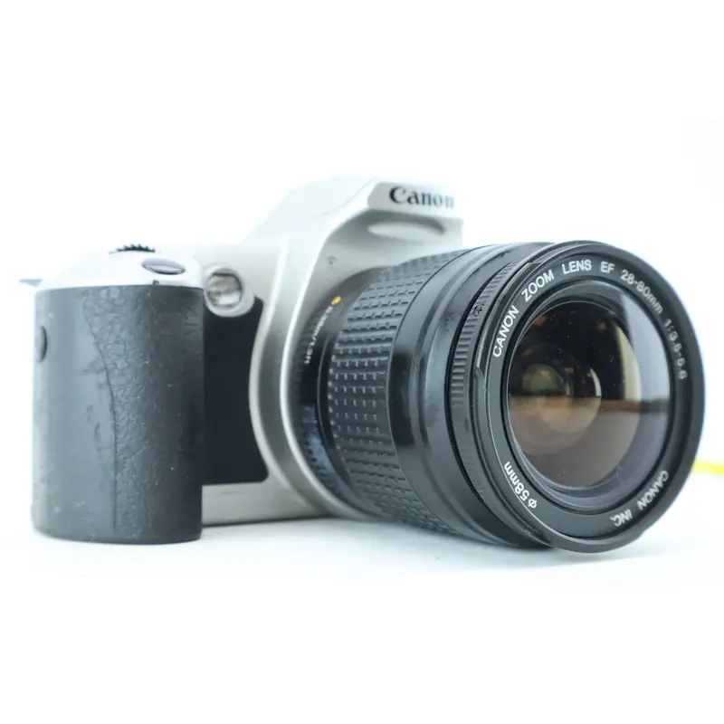 Canon EOS 500N with EF 28-80mm 3,5-5,6