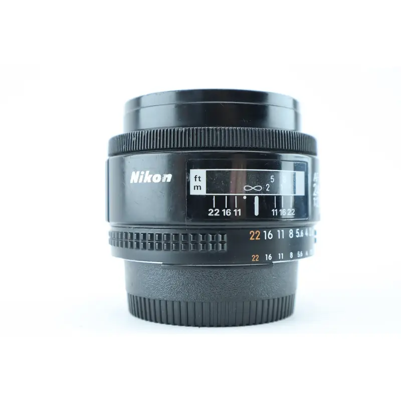 Nikon AF Nikkor 24mm 2,8