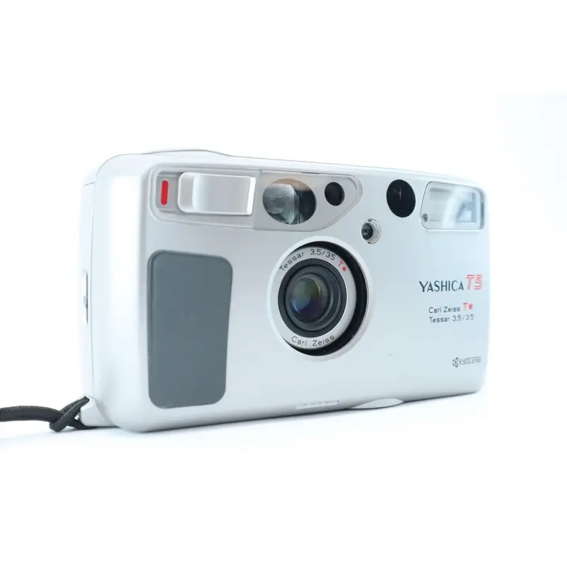 Yashica T5 with Carl Zeiss Tessar T 35mm f/3.5