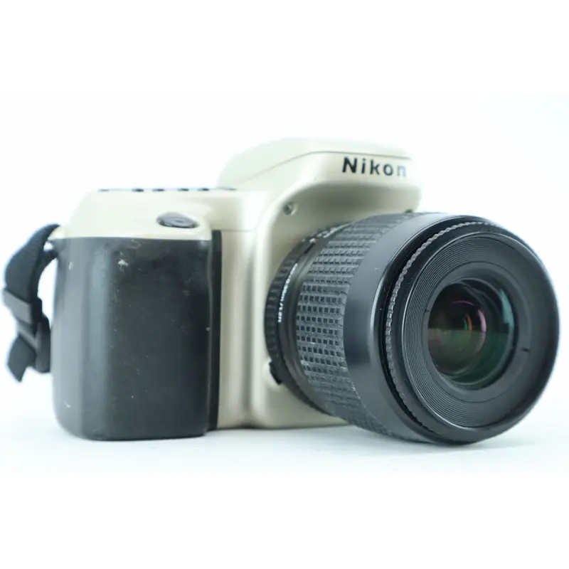 Nikon F50 with AF 35-80mm 4-5,6