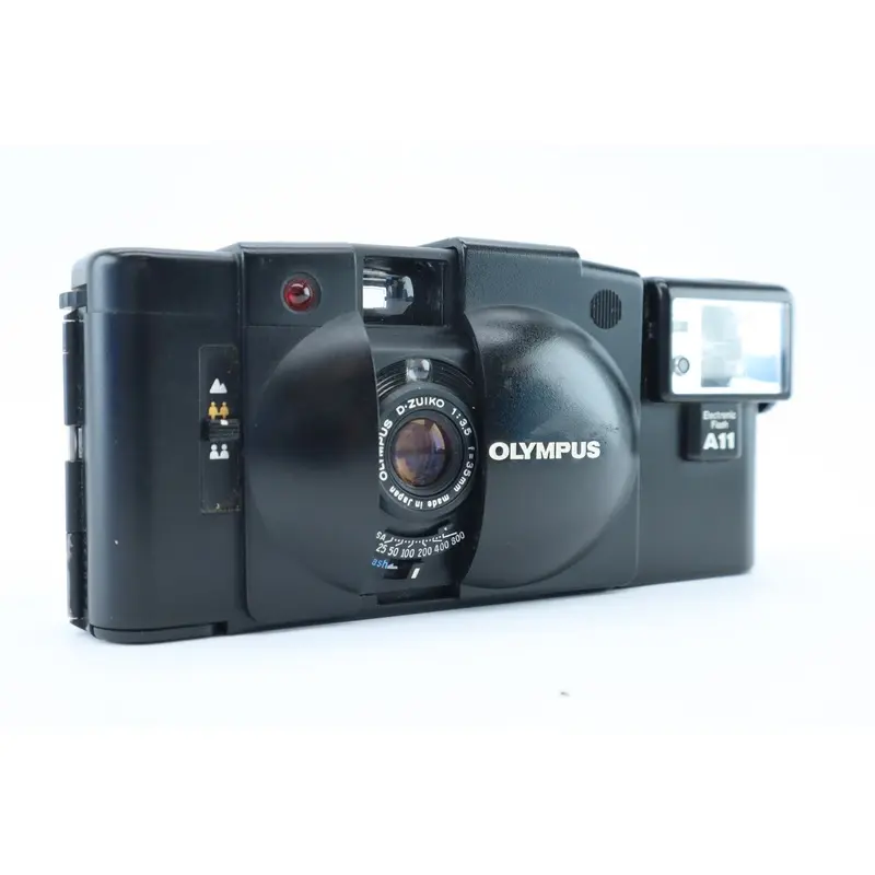 Olympus XA2 & A11 Flash