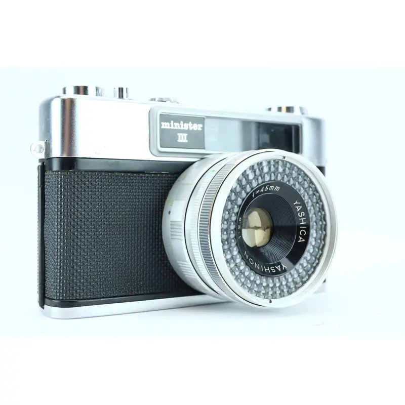 Yashica Minister III + Yashinon 45mm f/2.8