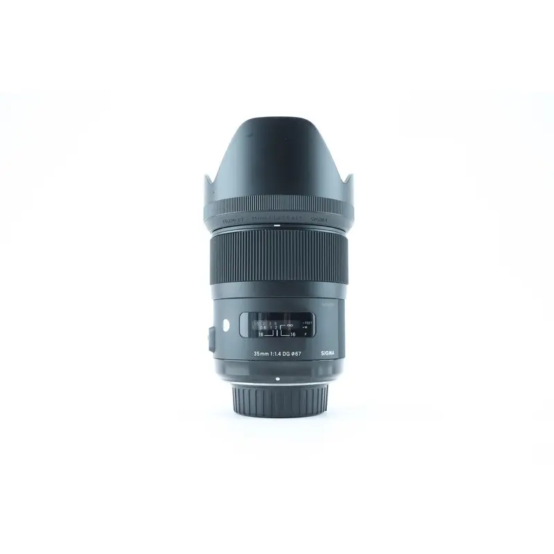 Sigma 35mm f/1.4 DG HSM