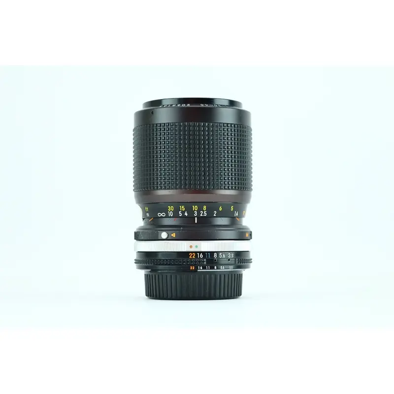 Nikon Zoom-Nikkor 35-105mm 1:3.5-4.5