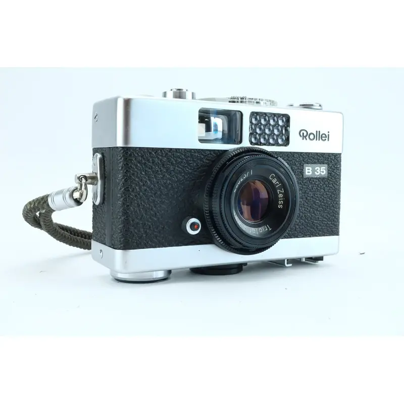 Rollei B35 with Carl Zeiss Triotar 3.5/40