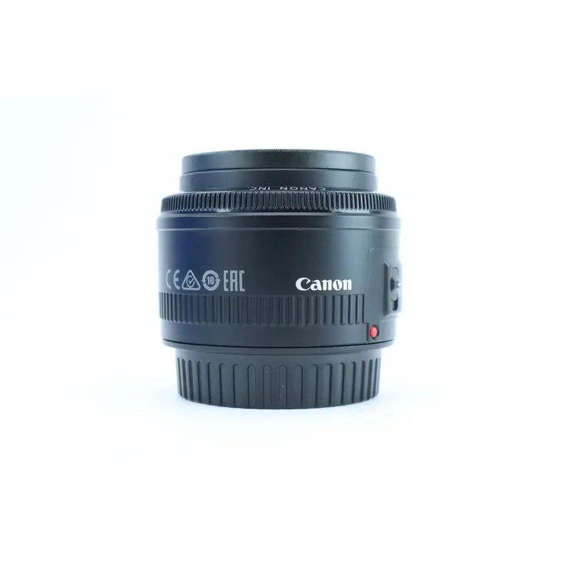 Canon EF 50mm f/1.8 II  Lightweight Prime Lens for Canon EF Mount