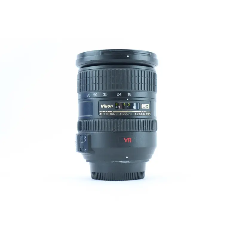 Nikon AF-S DX Nikkor 18-200mm f/3.5-5.6G ED VR