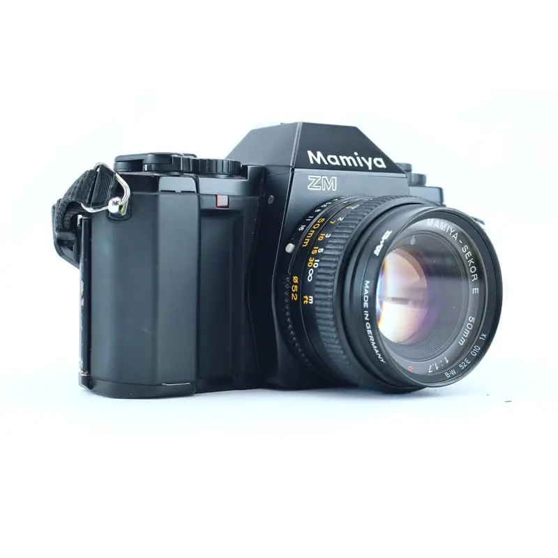 amiya ZM Quartz with Mamiya-Sekor E 50mm f/1.7 Lens