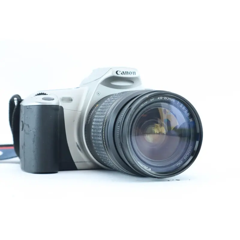 Canon EOS 300 with Canon EF 2880mm f/3.55.6