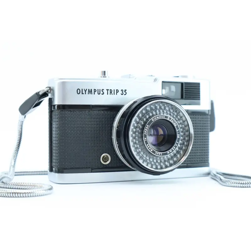 Olympus Trip 35 + Olympus D.Zuiko 40mm f/2.8
