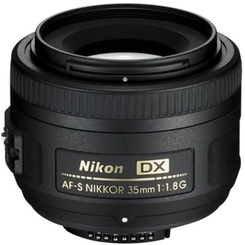 Nikon AF-S DX Nikkor 35mm f1.8 lens
