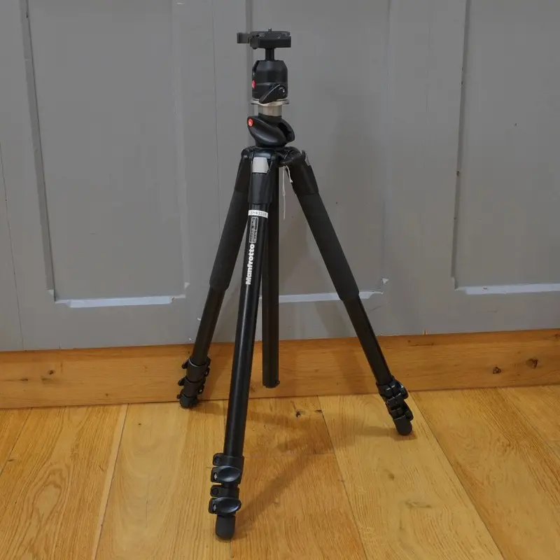 Used Manfrotto 055 XPro Tripod with Travel Case (SH43326)