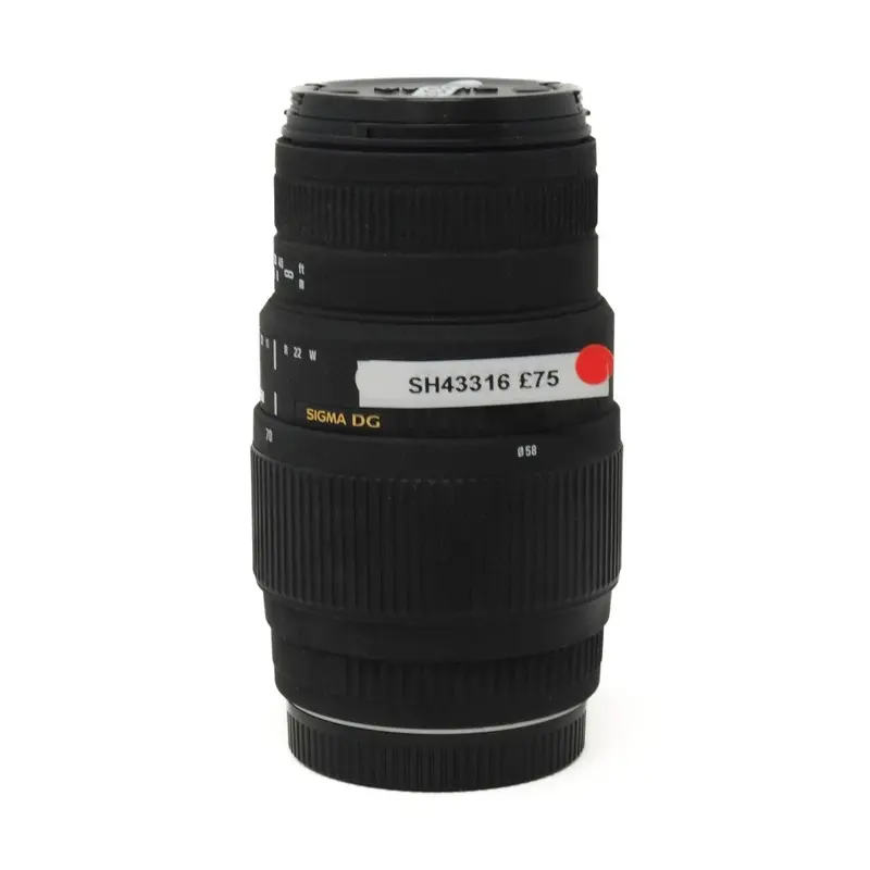 Used Sigma DG 70-300mm F4-5.6 Macro lens in Canon EF fitting (SH43316)