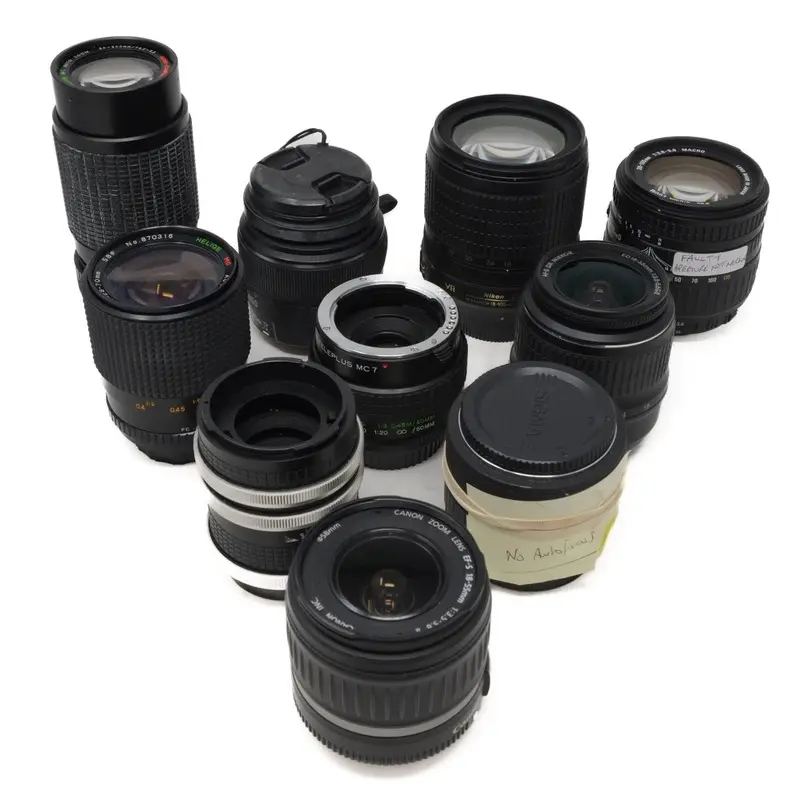 Selection of DSLR and SLR camera lenses in Need of repair (SH43402)