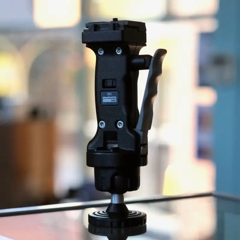 Bogen 3265 (AKA Manfrotto 222)