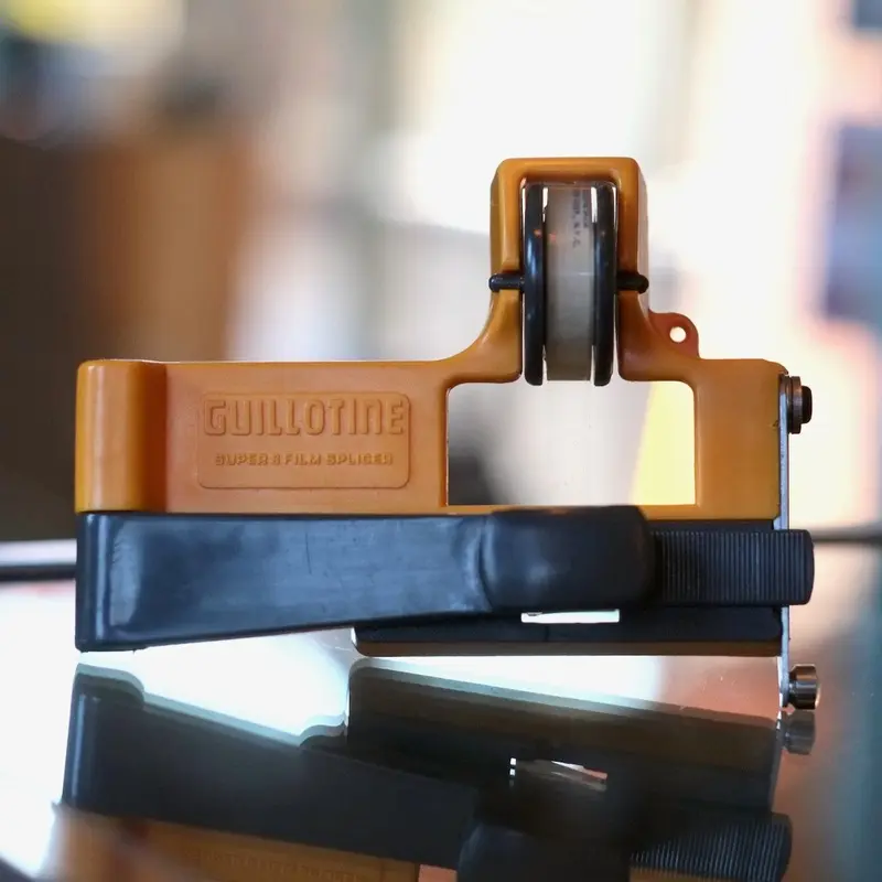 Guillotine Super 8 Film Splicer