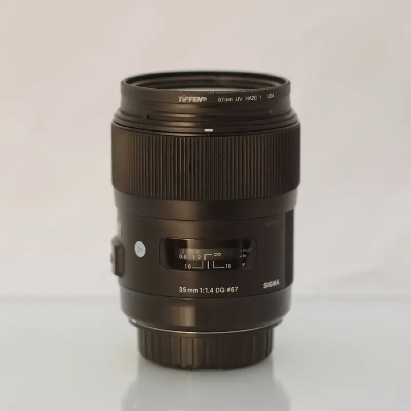 Sigma ART 35mm f1.4 DG F Rental