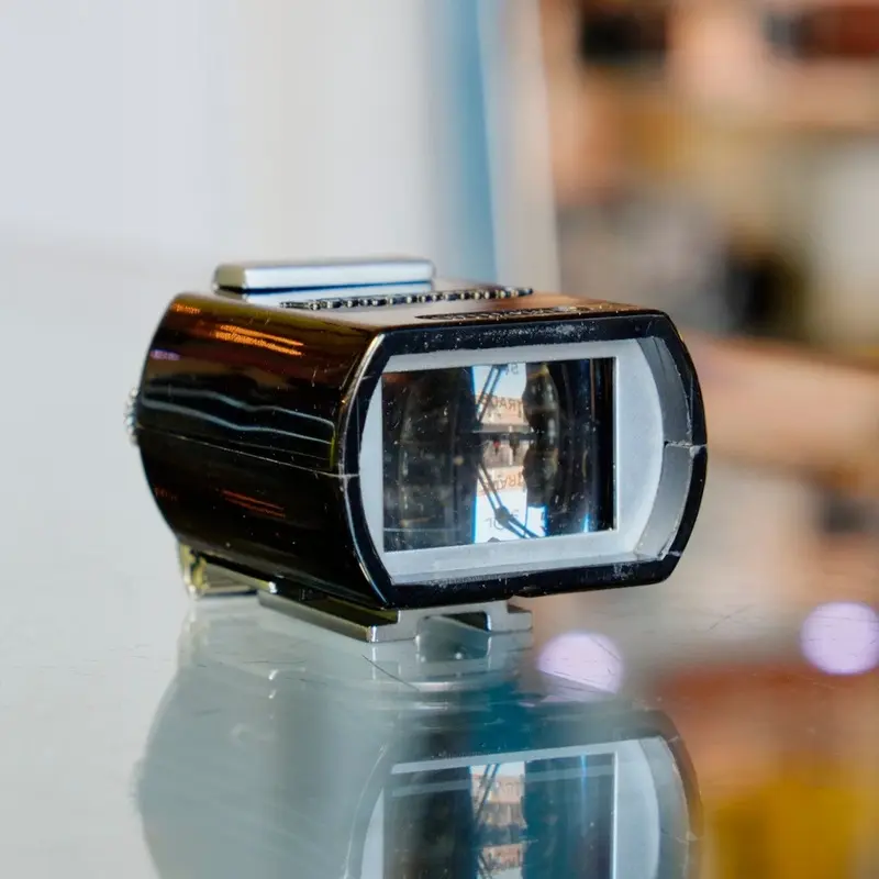 Voigtlander 35mm/100mm Turnit Viewfinder