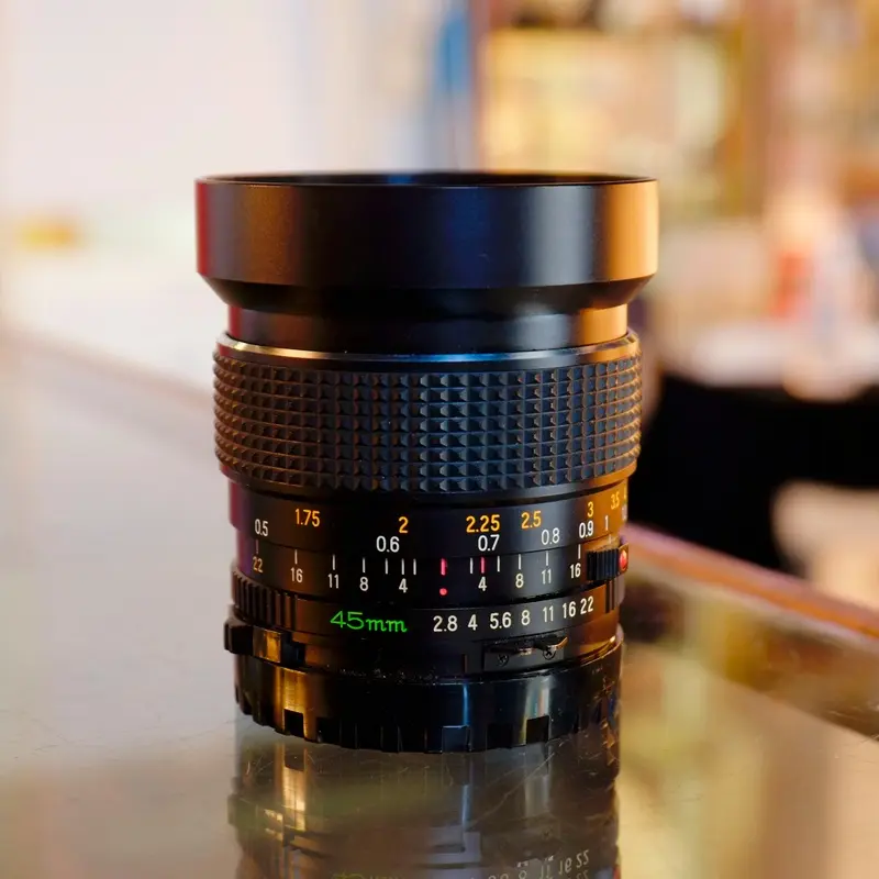 Mamiya-Sekor C 45mm f2.8 (slow diaphragm)