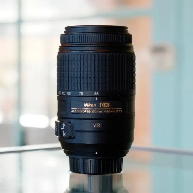 Nikon 55-300mm f4.5-5.6G ED AF-S VR Nikkor