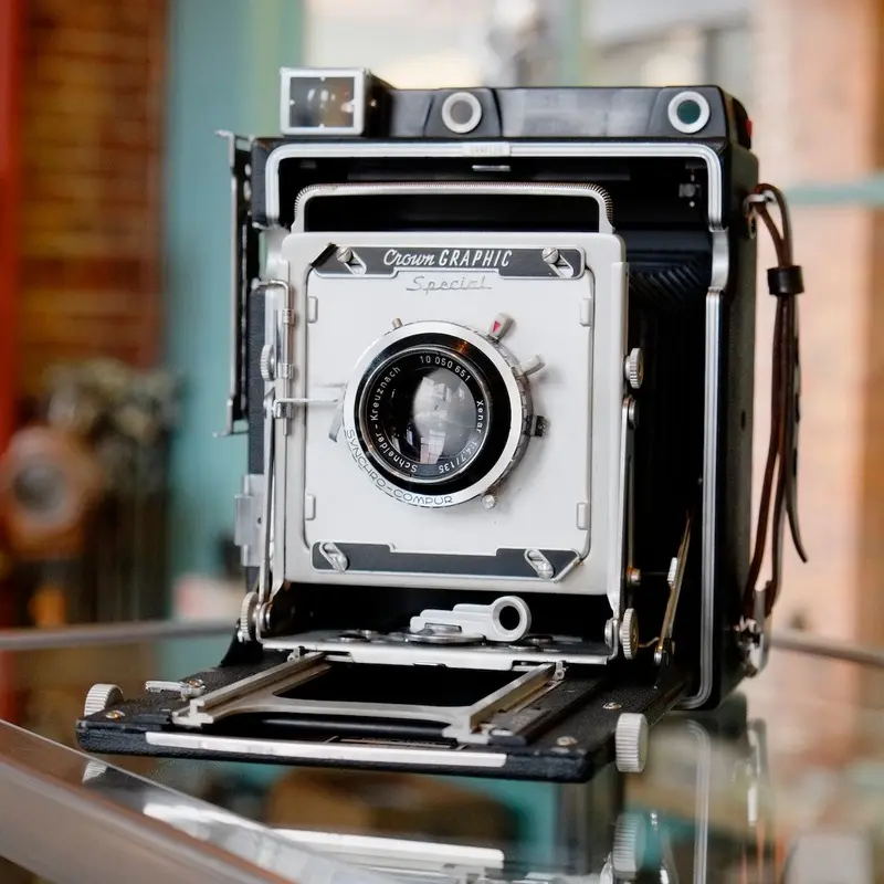 Graflex Pacemaker Crown Graphic with Schneider-Kreuznach 135mm f/4.7