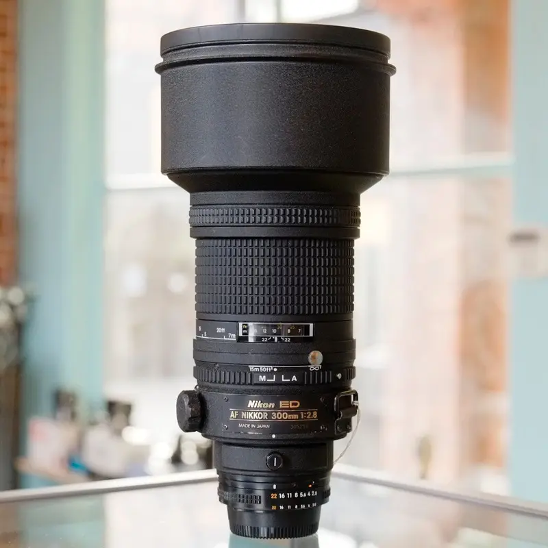Nikon 300mm f2.8 ED AF Nikkor