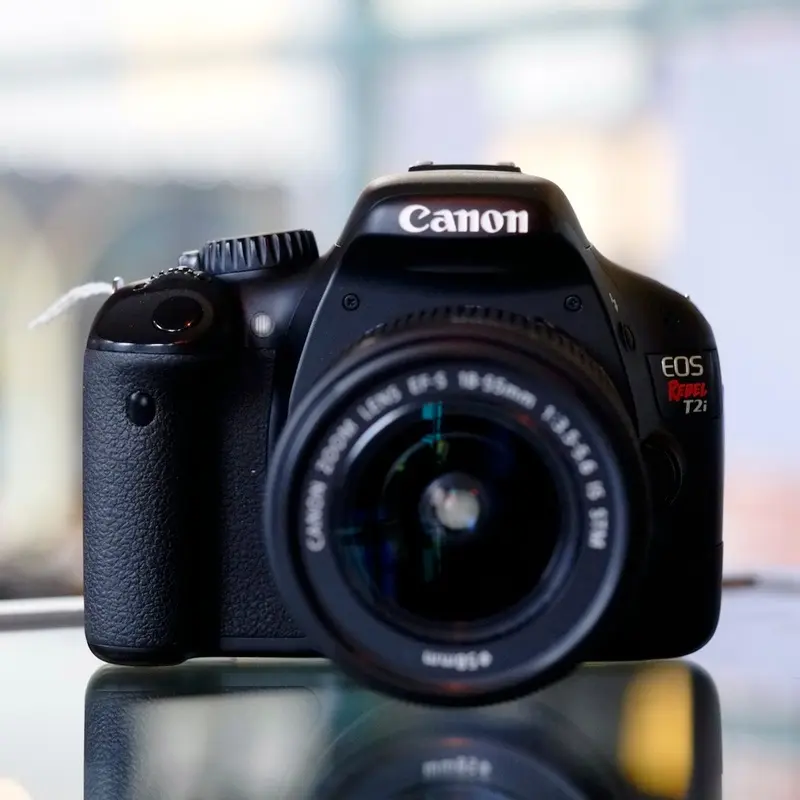 Canon EOS Rebel T2i with 18-55mm f3.5-5.6 IS STM