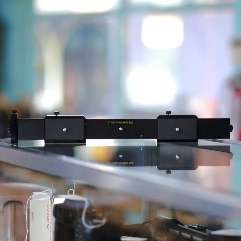 Jasper Engineering Stereo Photo Slide Bar