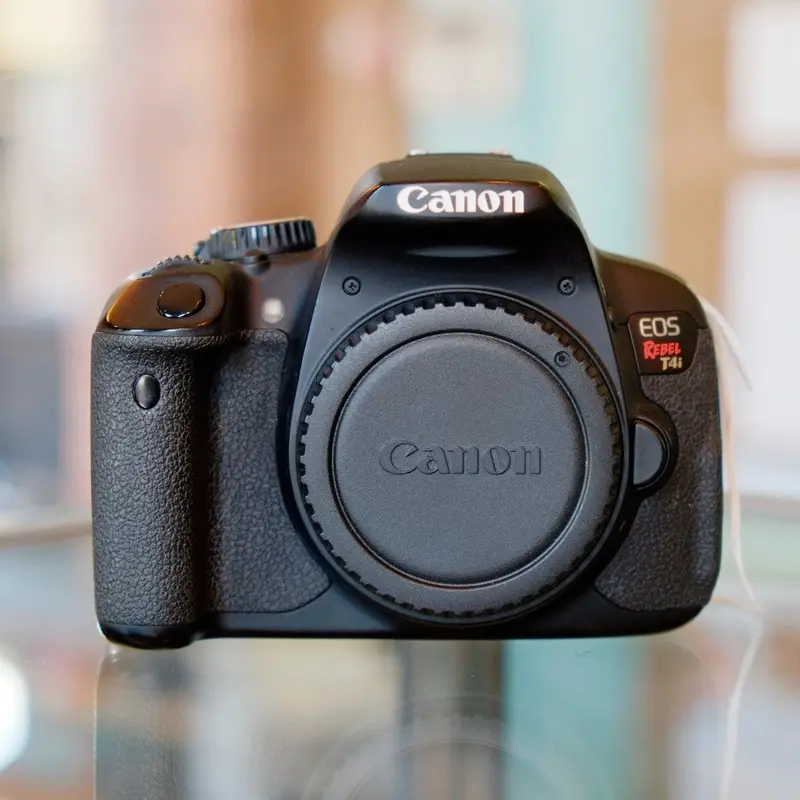 Canon EOS Rebel T4i