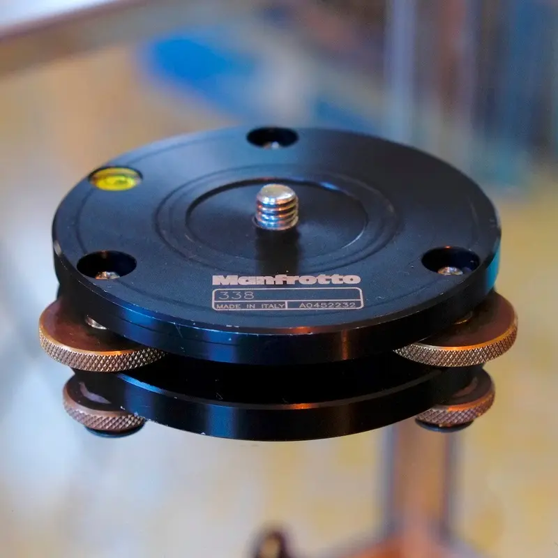 Manfrotto 338 Leveling Head