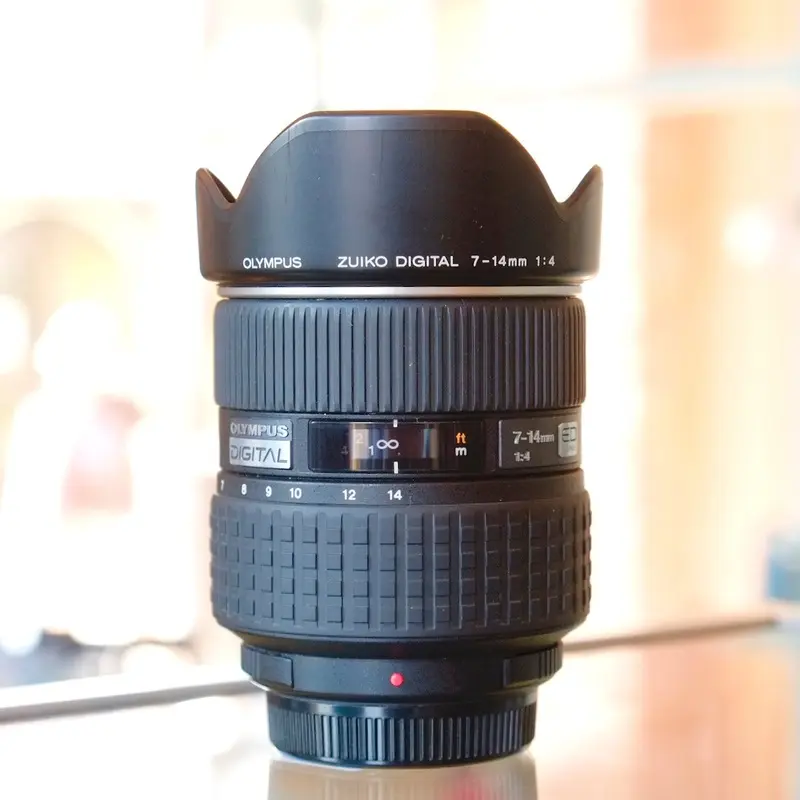 Olympus Zuiko Digital 7-14mm f4 ED