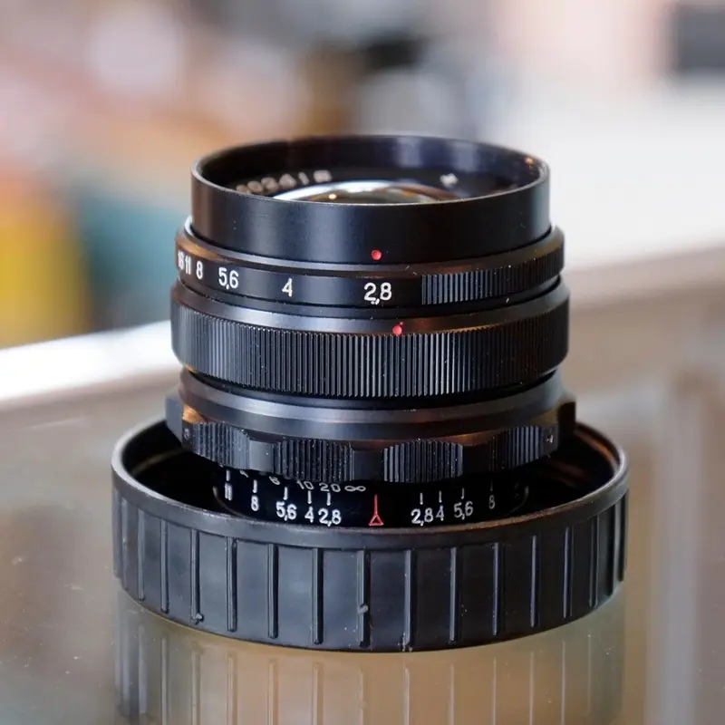 Vologda 37mm f2.8 MIR-1B for M42