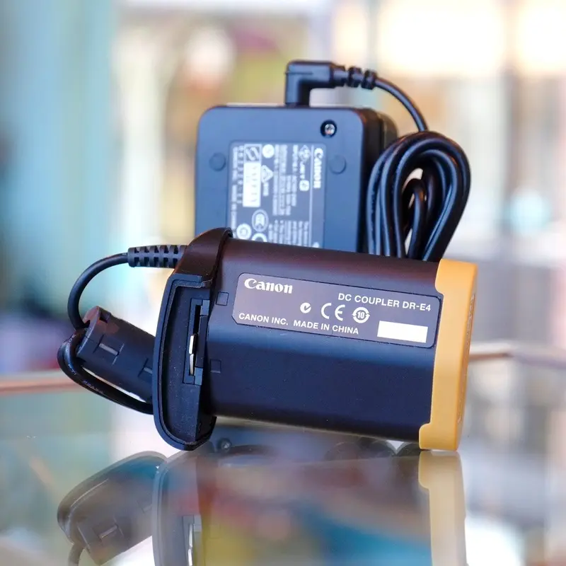 Canon AC-E4 with DR-E4 coupler