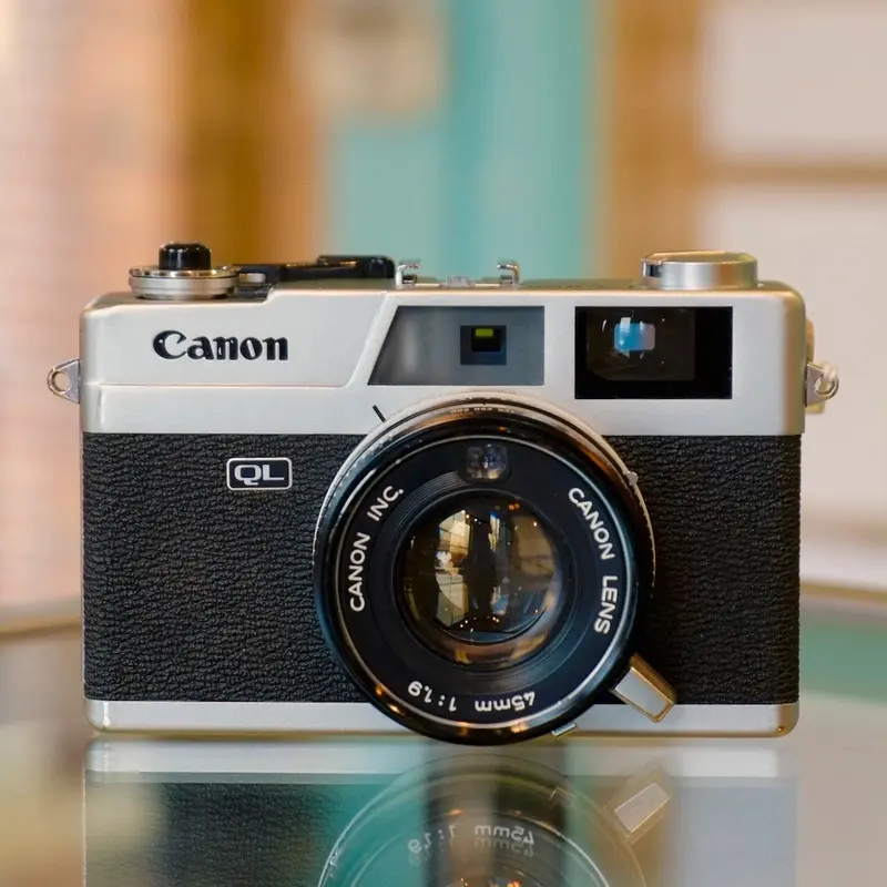 Canon Canonet QL19