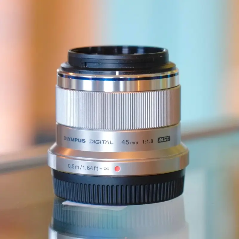 Olympus 45mm f1.8 M. Zuiko Digital