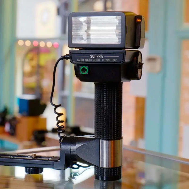 Sunpak Auto Zoom 3600 Thyristor flash
