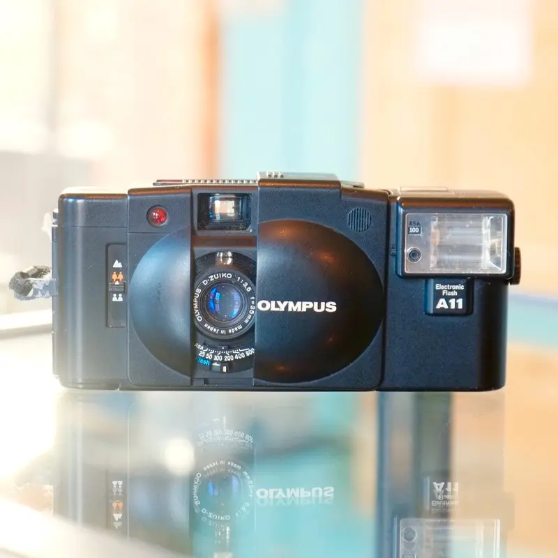Olympus XA2
