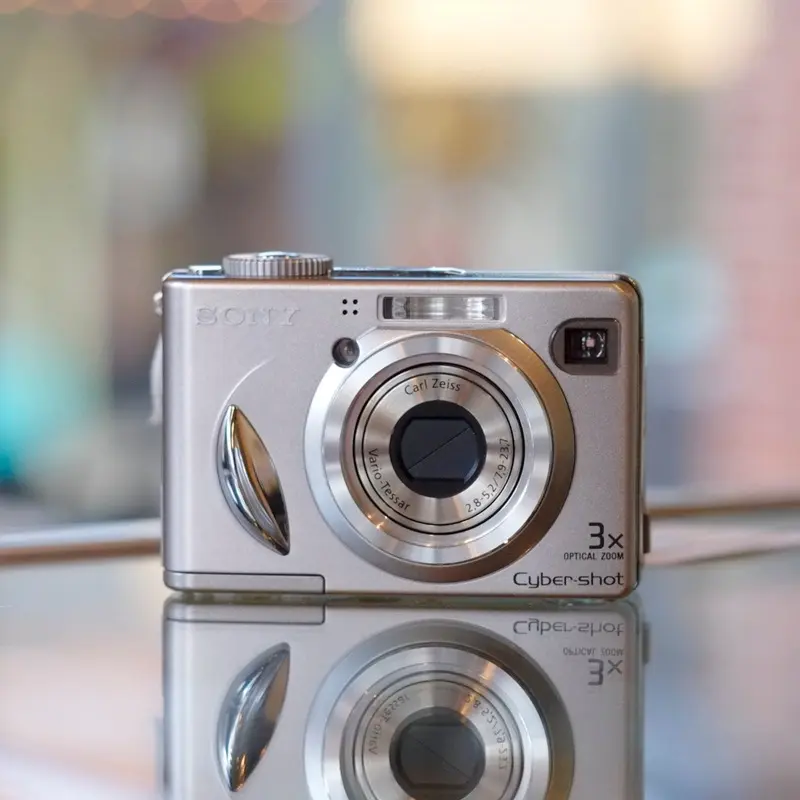 Sony CyberShot DSC-W5